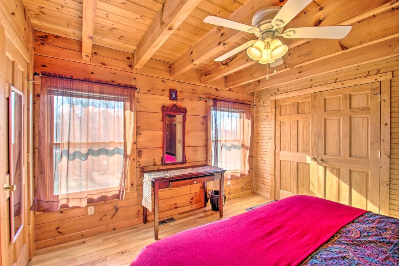 הוילה Garnerland In Luray Pet-Friendly Cabin With Porch מראה חיצוני תמונה